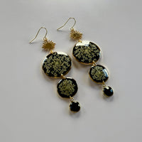 2-Tiered Queen Anne's Lace with Black Tourmaline