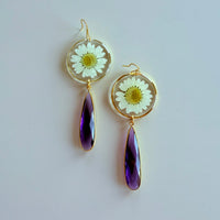 White Daisy with Amethyst Teardrop in Gold Vermeil