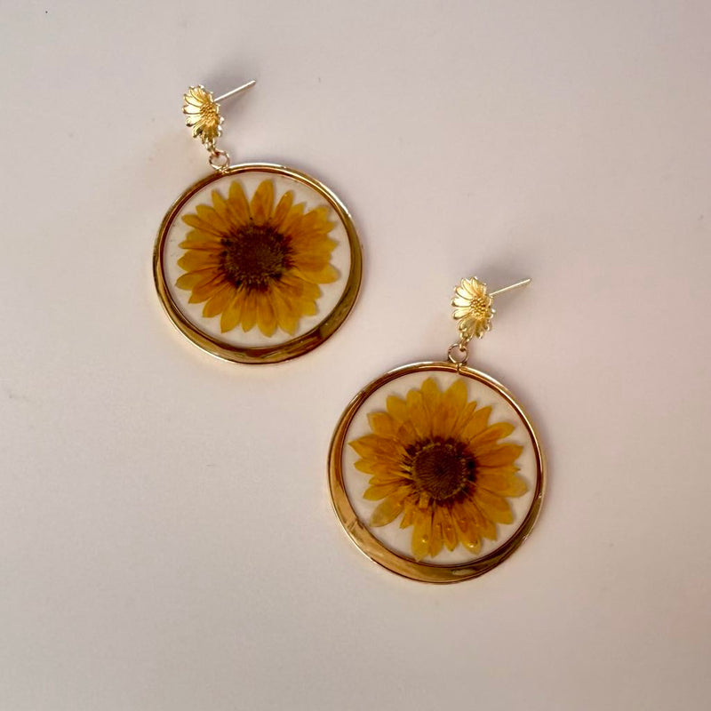 Sunflower Daisy Blossoms with Gold Sunflower Stud