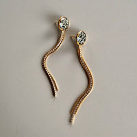 Queen Anne's Lace Black Studs with Zirconia and Gold Fringe