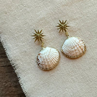 Mussel Shell & Star Stud Earrings