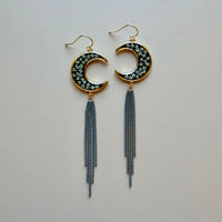 Queen Anne's Lace Crescent Moon & Chain Tassels in Black