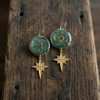 Queen Anne’s Lace Green Moon and Star