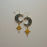 Queen Anne's Lace Crescent Moon & Star