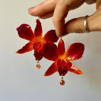 Burnt Orange Smaller Orchid with Mona Lisa Carnelian