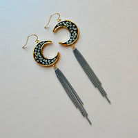 Queen Anne's Lace Crescent Moon & Chain Tassels in Black