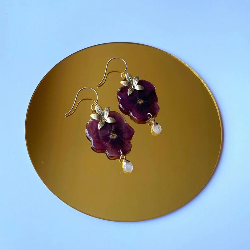 Frameless Burgundy Crowned Pansy with Moonstone
