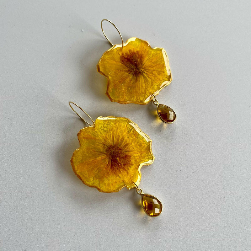 Frameless Yellow Cosmos with Gold Leaf Paint and Citrine