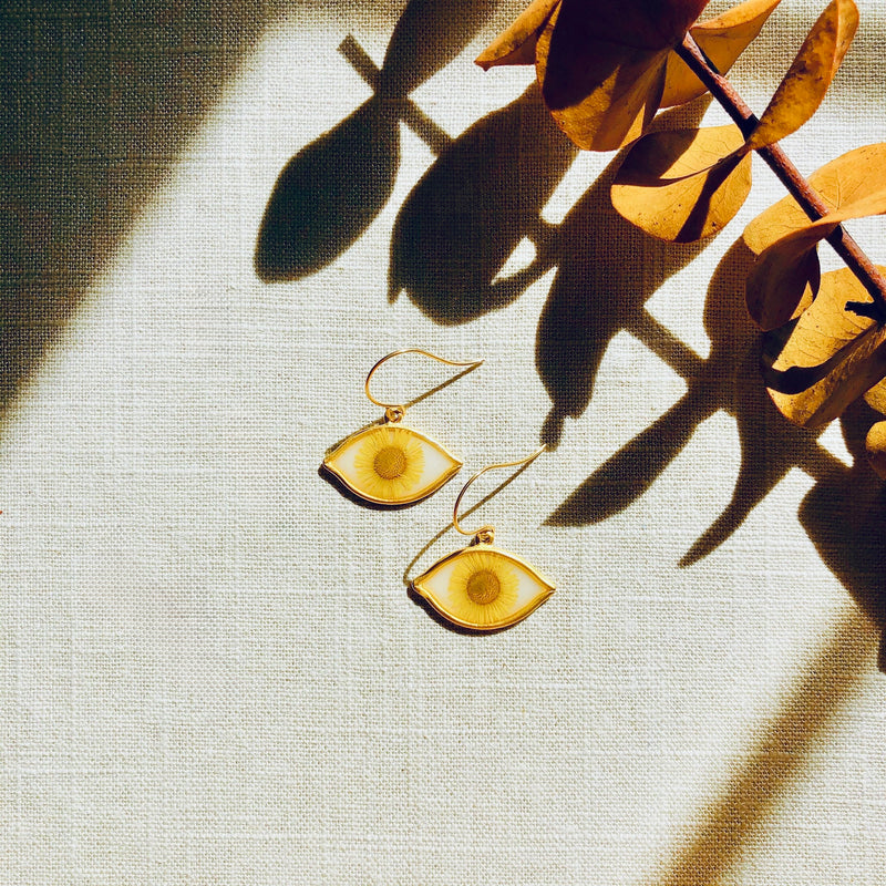 Gold Filled Daisy Eyes