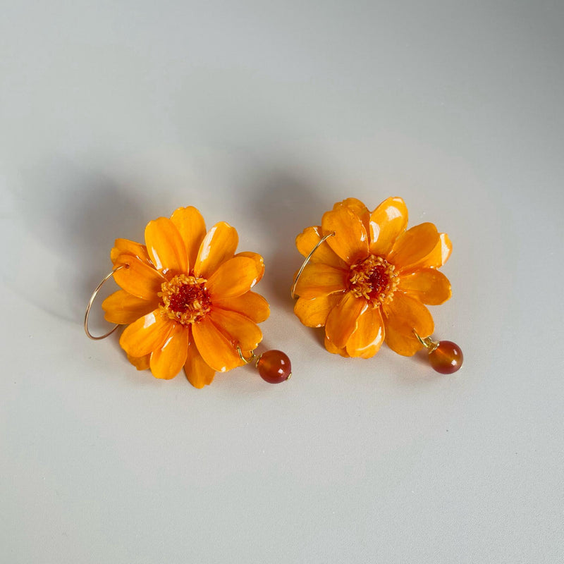 Orange Daisy with Carnelian