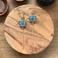 Queen Anne's Lace Blue Heart Saturn with Paved Diamond Spike