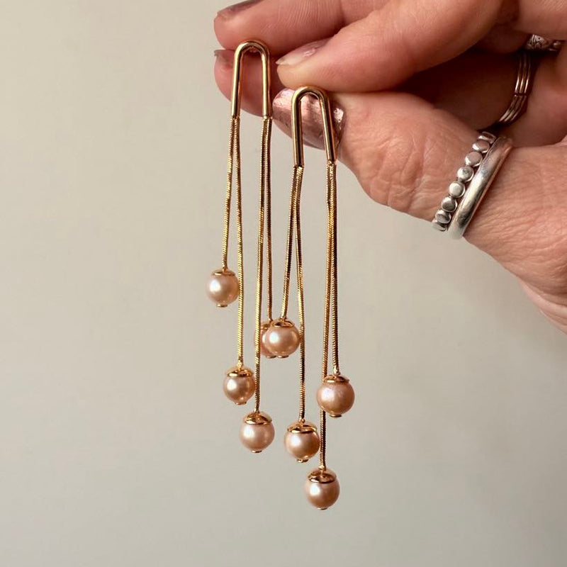 AAA Light Pink Freshwater Pearl Arch and Chain Studs