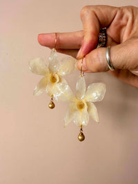 Vintage Orchids with Yellow Freshwater Pearls