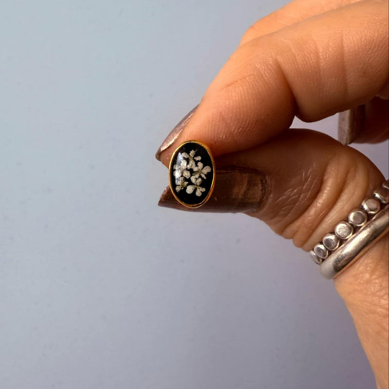 Queen Anne's Lace Black Studs with Gold Fringe Backing