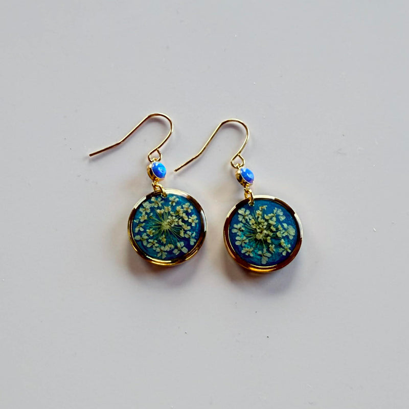 Queen Anne's Lace with Blue Opal