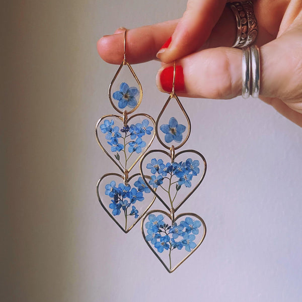 3-Tiered Forget-Me-Not Teardrop and Hearts