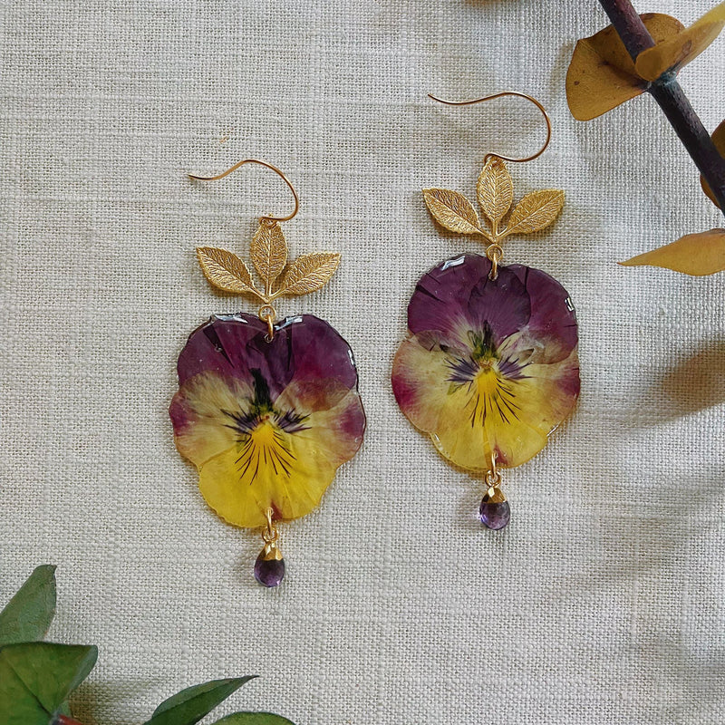 Frameless Purple & Yellow Pansy with Amethyst