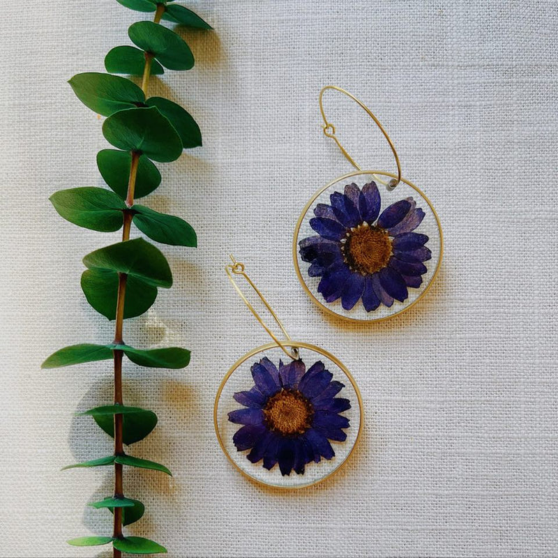 Blue Daisy Rounds with hoops
