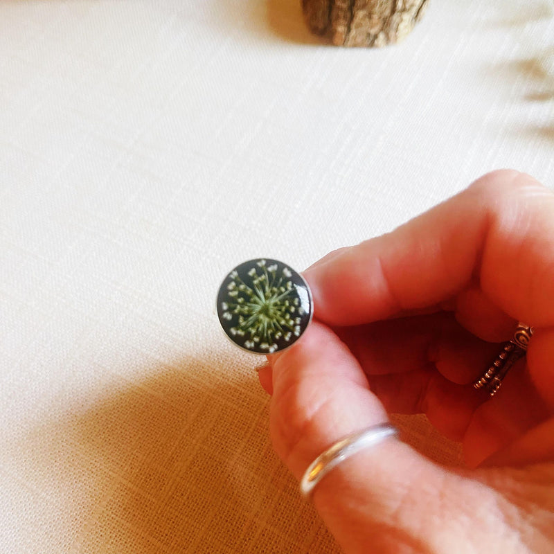 Queen Anne's Lace on Black Sterling Silver Ring