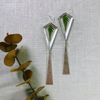 Silver Fern Arrowhead with single dangle
