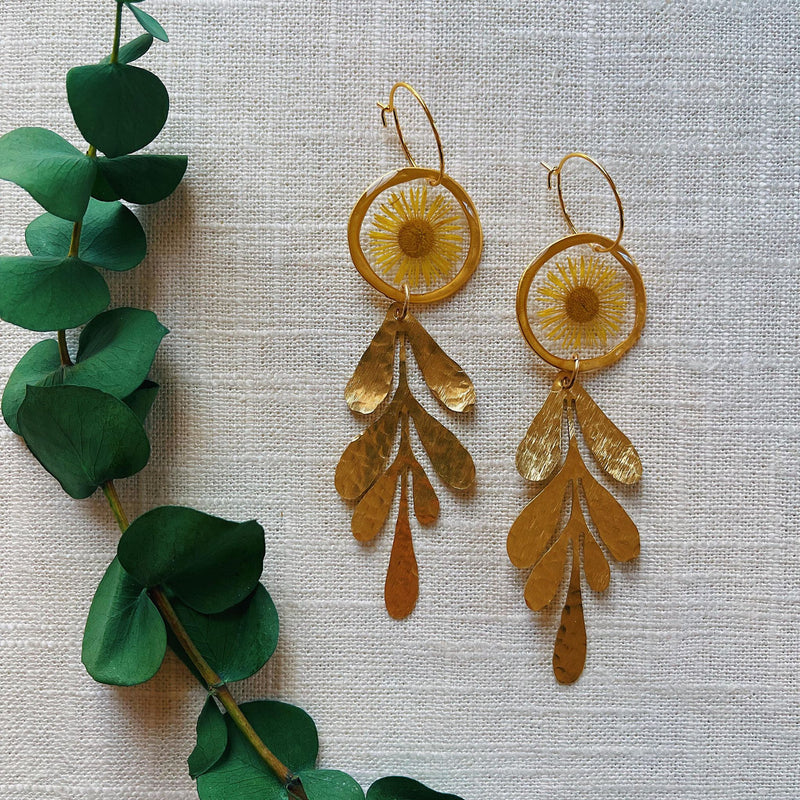 Yellow Daisy with Hammered Long Leaf Dangle and Hoops