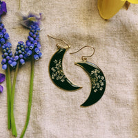 Queen Anne’s Lace Black Crescent Moon Earrings